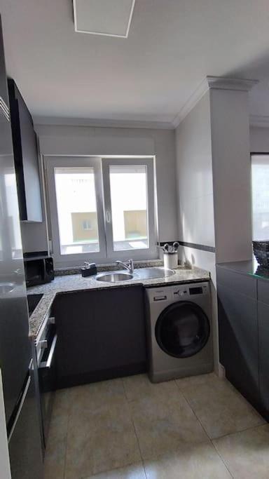 Apartamento En Foz. Primera Linea Playa Rapadoira Exterior foto