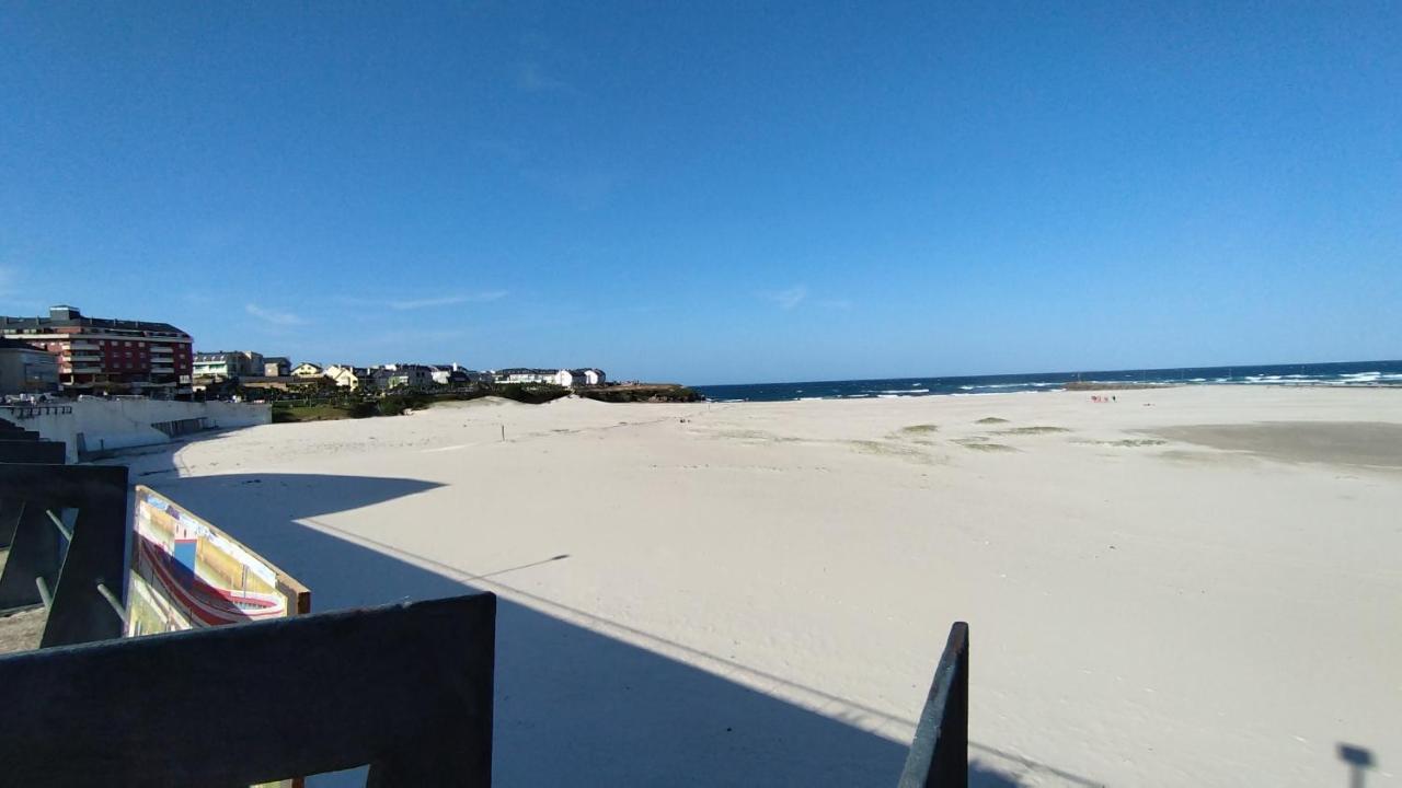 Apartamento En Foz. Primera Linea Playa Rapadoira Exterior foto